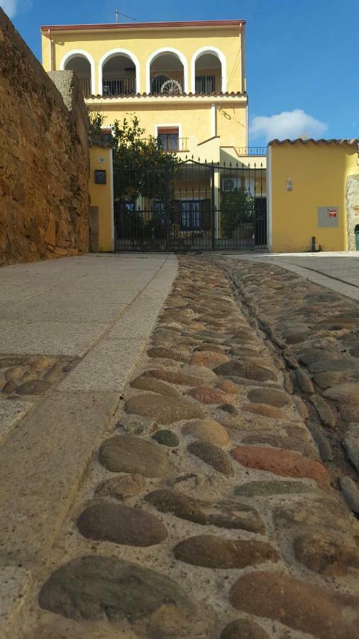 Su Carreri Bed and Breakfast Armungia Buitenkant foto