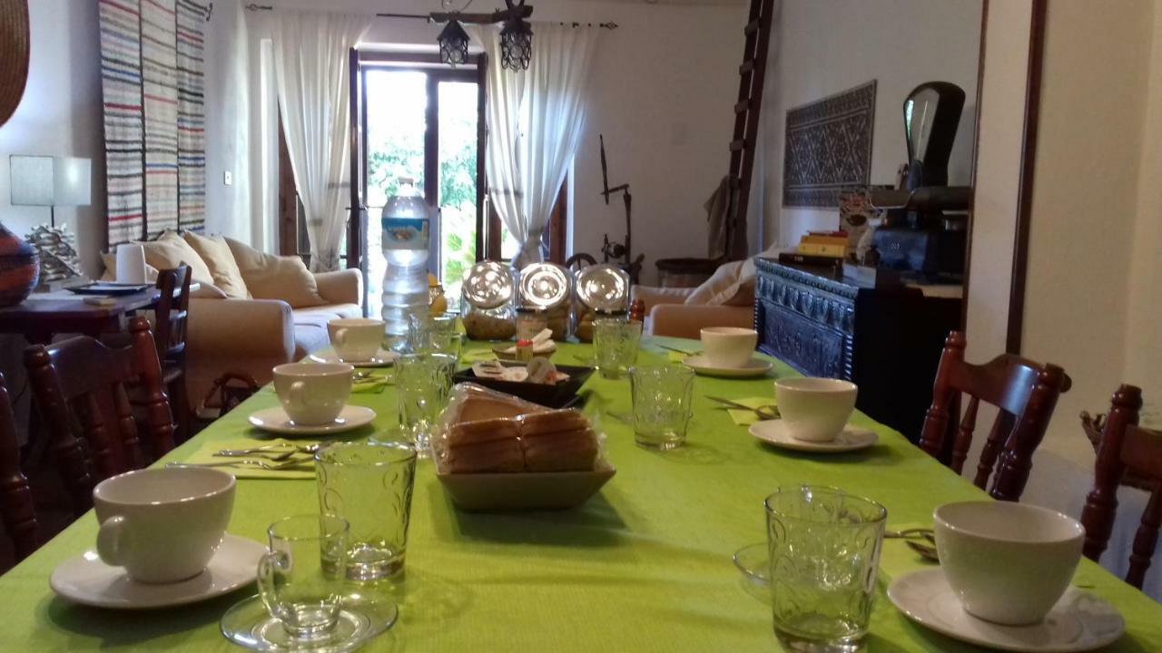 Su Carreri Bed and Breakfast Armungia Buitenkant foto